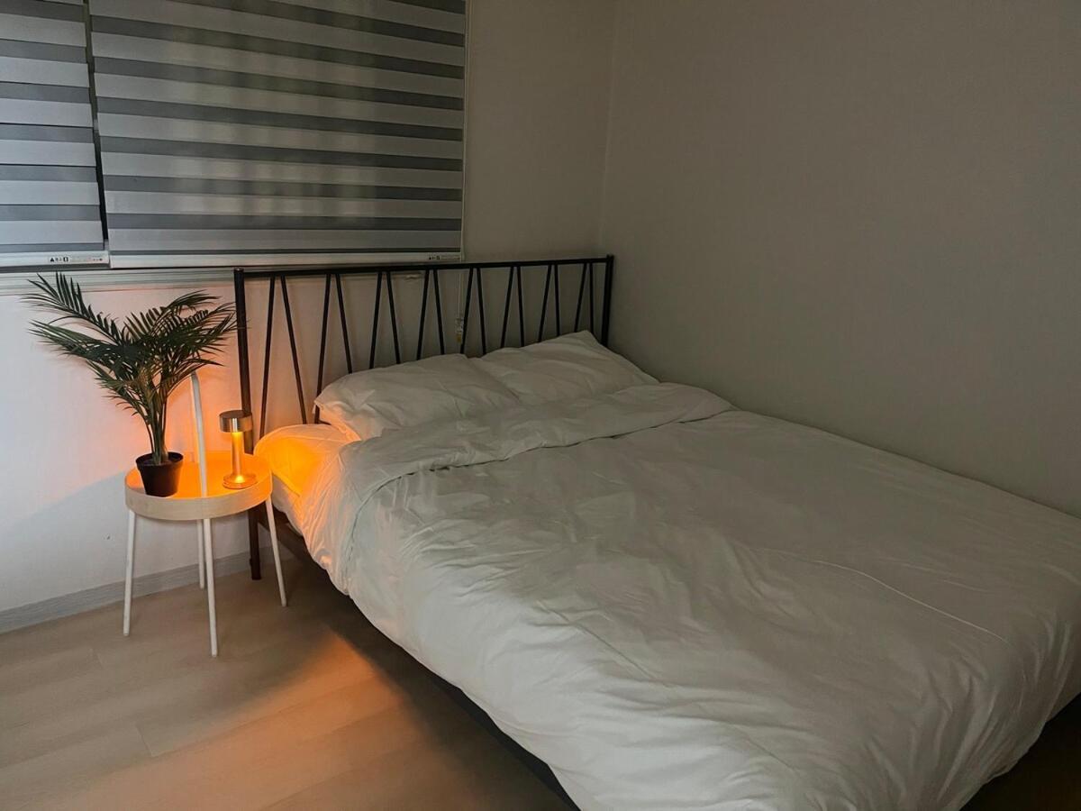 Gangnam Posco 3min, Coex 10min, 2room 2queen Beds Travel & Business